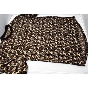 Duck Dynasty shirt with Duck Camo Print short sleeve shirt Pre-Owned size Large